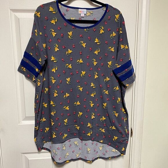 Lularoe Irma floral tunic M - Picture 1 of 3